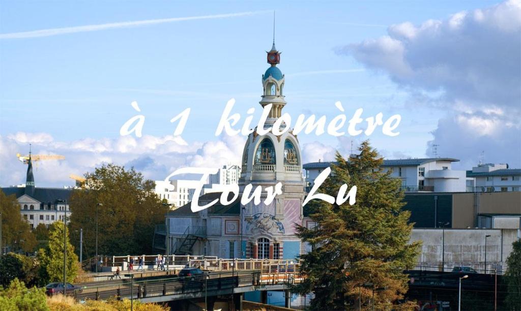 Le Nid Des Carmes Apartment Nantes Luaran gambar